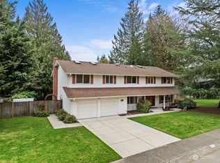 15204 NE 68th St, Redmond, WA 98052