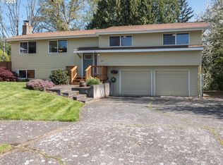210 SE La Mesa Ct, Gresham, OR