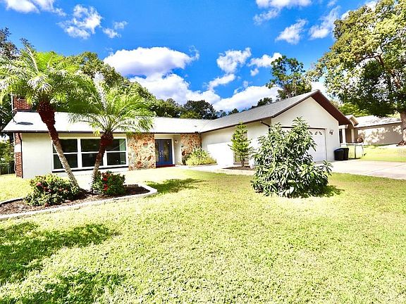 5th image of 3111 Shadow Oaks Dr