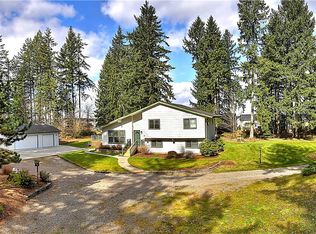 6 176th Ave E, Lake Tapps, WA 98391