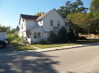 219 Osage St, Wauconda, IL 60084