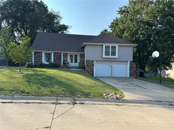 4406 W Haverill Dr, Saint Joseph, MO 64506