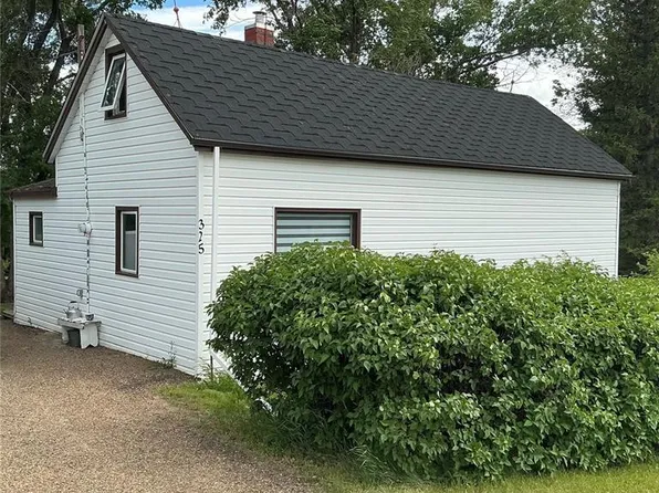 325 Centre STREET, Coronach, SK S0H 0Z0