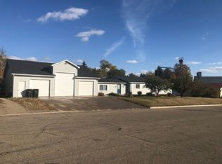 322 Comford St, Ray, ND 58849