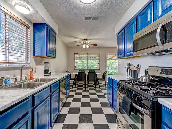 2nd image of 4401 Dovemeadow Dr