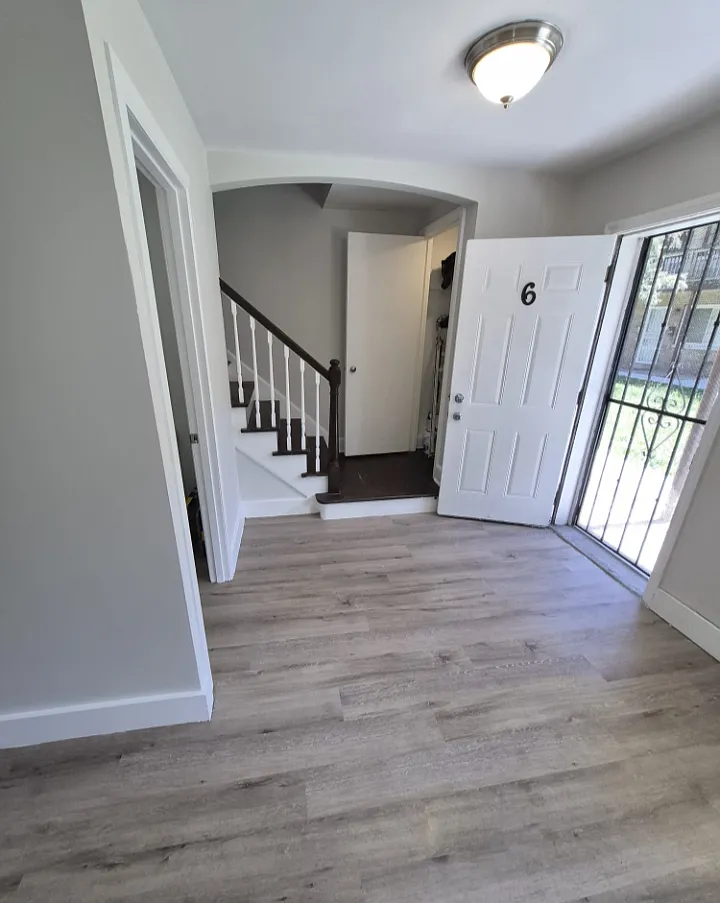 2 bed, 1.5 bath, 980 sqft, $1,475 — Photo 2