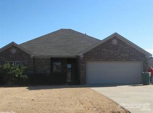 1610 Hosta, Conway, AR 72034
