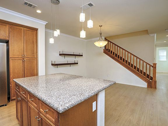 4th image of 1197 Calle Lagunitas