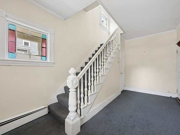 5th image of 49 Felton St