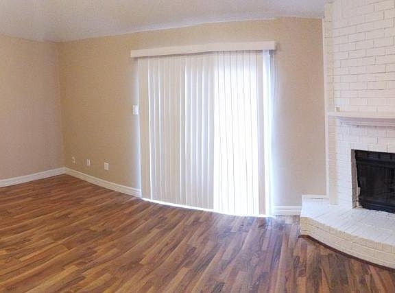 Huge Living Room with Natural Light!