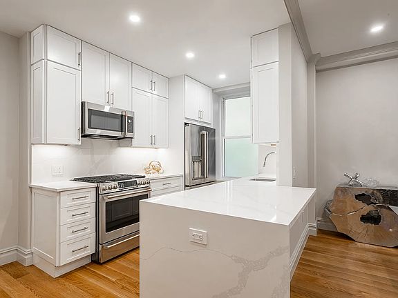 5th image of 780 W End Ave APT 1D