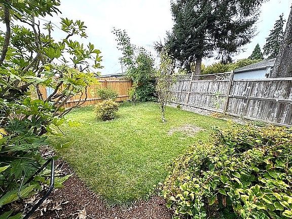 5th image of 1905 Waverly Dr SE Unit 91