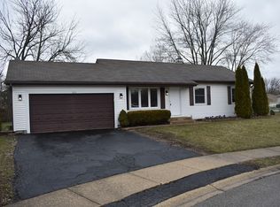 928 La Jolla Ter, Bartlett, IL 60103