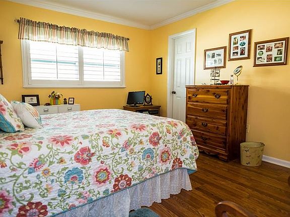 5th image of 524 Cameo Dr #41