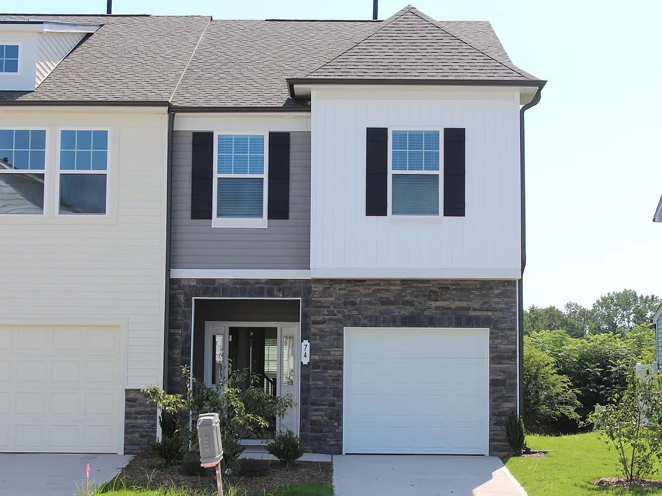 74 Amaryllis Ln