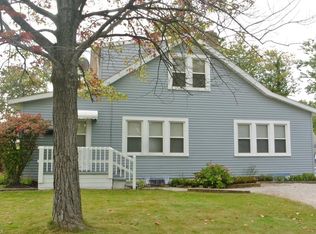 8003 Lake Shore Blvd, Mentor On The Lake, OH 44060