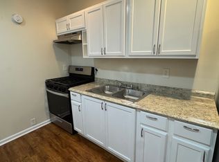 63 Asbury St, Trenton, NJ 08611