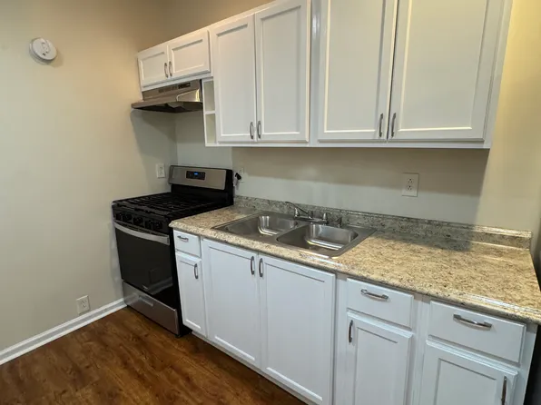 63 Asbury St, Trenton, NJ 08611