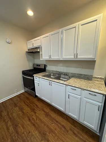 63 Asbury St Photo 1