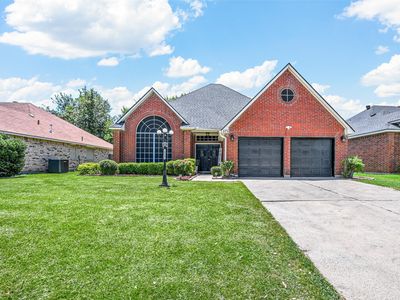 325 Clayton St, Grand Prairie, TX, 75052
