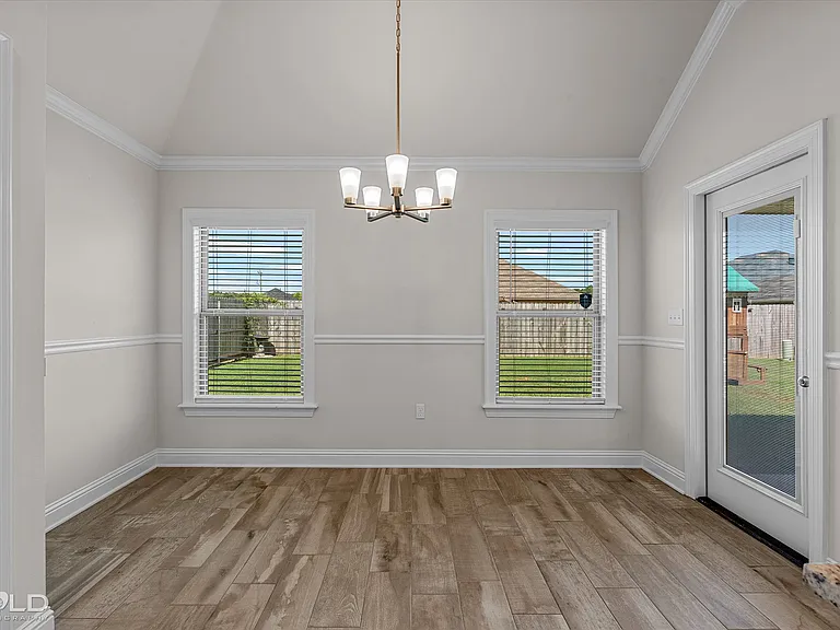 257 Sedgewick Ave — Photo 18