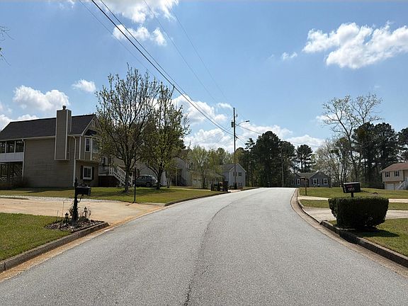 5th image of 1850 Kathy Ct