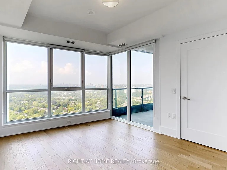 585 Bloor St E #3115 — Photo 7