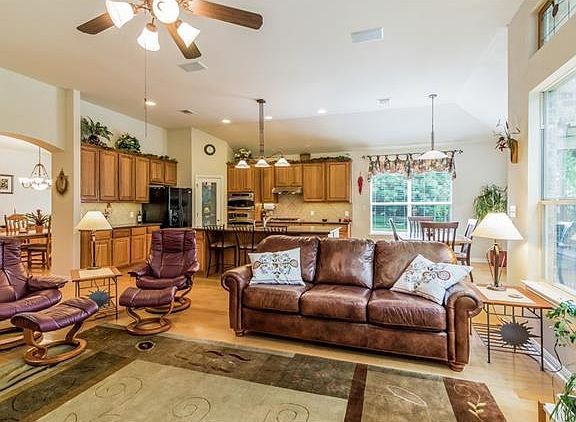 5th image of 10109 Whitley Bay Dr