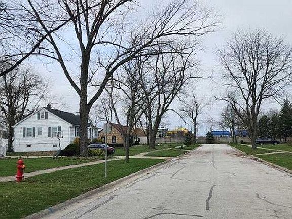 4th image of 1723 Farwell Ave