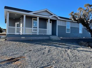 4 High Vista Dr, Moriarty, NM 87035
