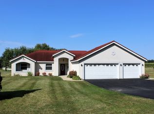 33091 Pamrich Dr, Kingston, IL 60145