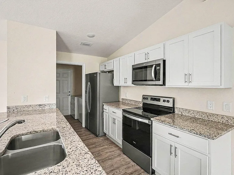 1031 S Bronze Ct — Photo 12