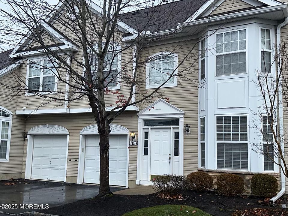 1st image of 163 Shinnecock Dr