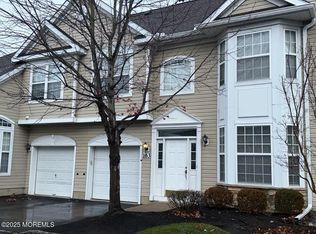 163 Shinnecock Dr, Manalapan, NJ 07726