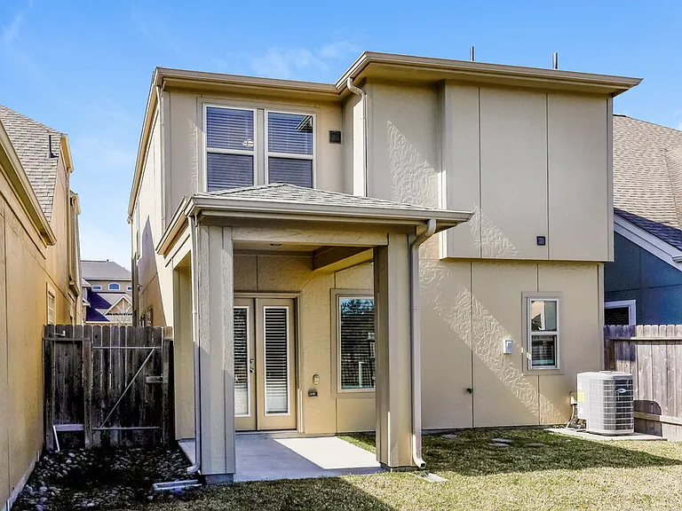 1923 Jara Ct — Photo 16