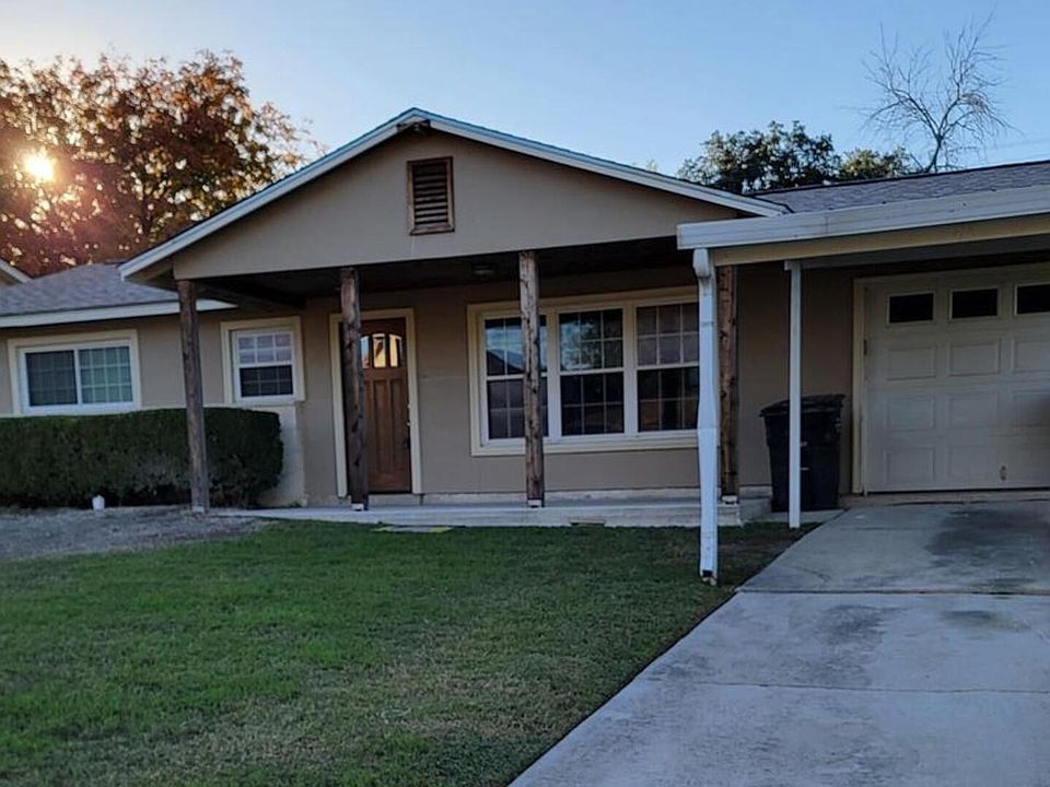 1st image of 8007 ROBIN HILL DR