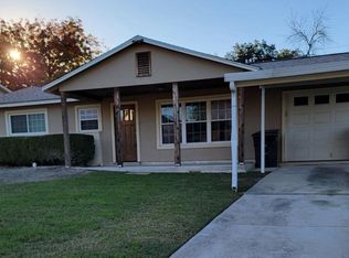 8007 Robin Hill Dr, San Antonio, TX 78230