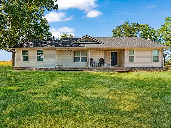 2nd image of 10891 Farm Road 1497