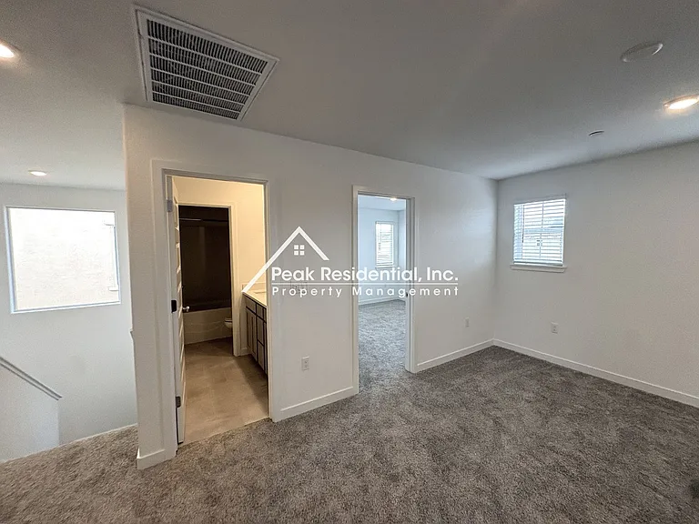 12640 Hereford Ave — Photo 15