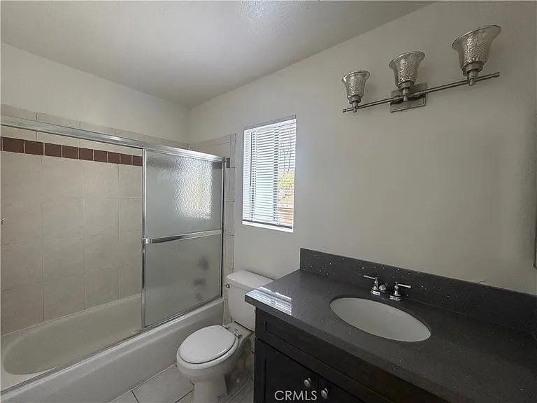 411 S Orange Ave — Photo 9