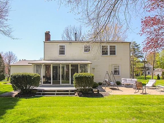 4th image of 5745 Bradford Way