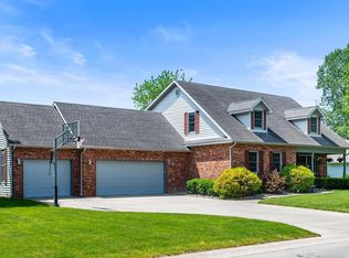 813 S Buckingham Rd, Yorktown, IN 47396