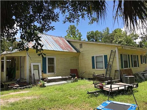4th image of 174 10th St