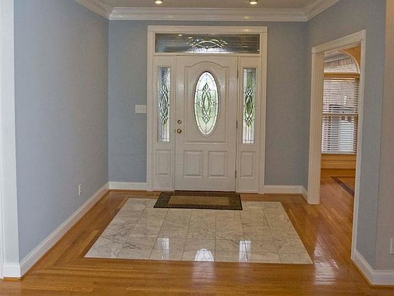5th image of 113 Parker Ln