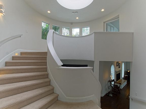 Staircase with pizzazz