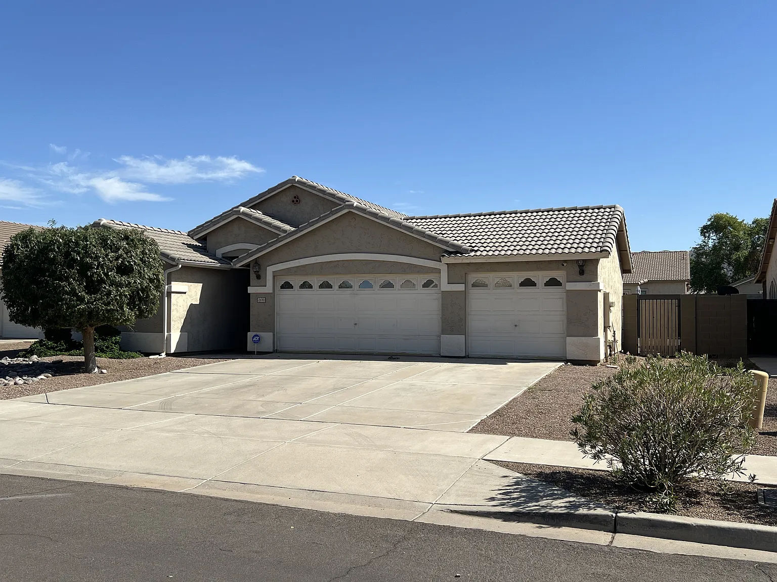 3 bed, 1497 sqft, $2,200 — Photo 2