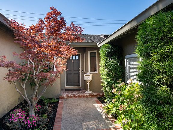 2nd image of 5018 Westdale Dr