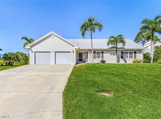 4460 Lake Heather Cir, Saint James City, FL 33956