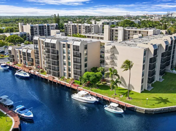 8 Royal Palm Way #2010, Boca Raton, FL 33432