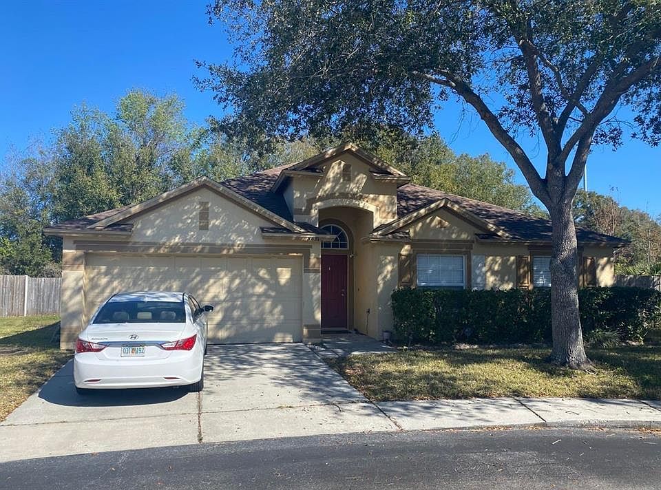 1st image of 8837 Cypress Hammock Dr